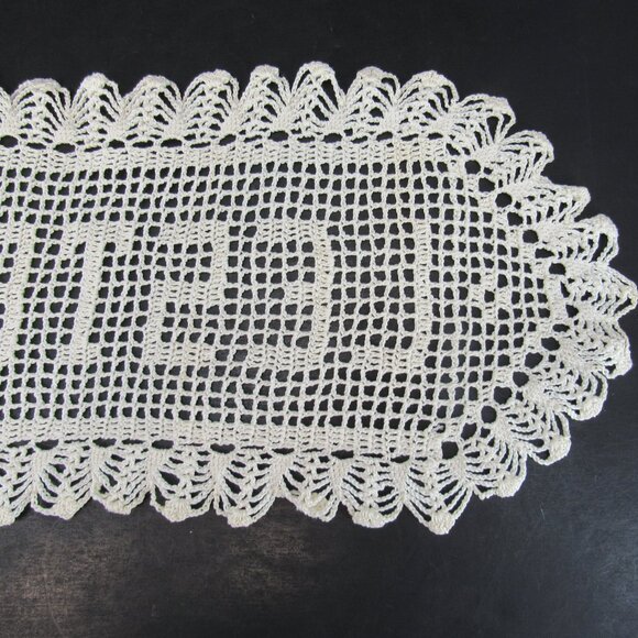 Hand Crochet Vintage Small White Table Runner with Surname Lester 8" x 18" - Picture 8 of 9
